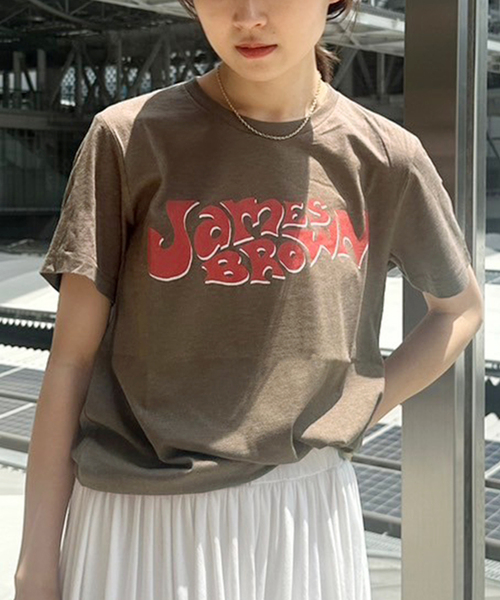 plage(プラージュ)の「BLUESCENTRIC/ブルースセントリック 別注 JAMES BROWN LOGO Tシャツ(Tシャツ/カットソー・レディース・ブラウン・FREE)」の17枚目の写真