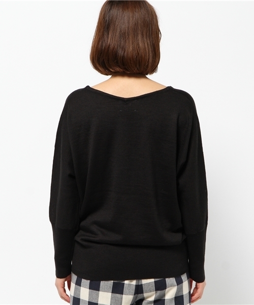 Discoat Parisien（ディスコートパリシアン）の「アンチピリングVドルマン（ニット/セーター・レディース・グリーン/アイボリー/グレー/ブラック/その他19/レッド・MEDIUM/LARGE）」の9枚目の写真