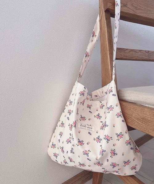 Mignonjour(ミニョンジュール)の「Mignonjour/フラワーワンショルダーバッグ M2474(ショルダーバッグ・レディース・ホワイト/ピンク・FREE)」の3枚目の写真