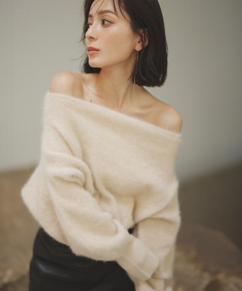 ラクーンフォックスオフショルニットプルオーバー（ニット/セーター