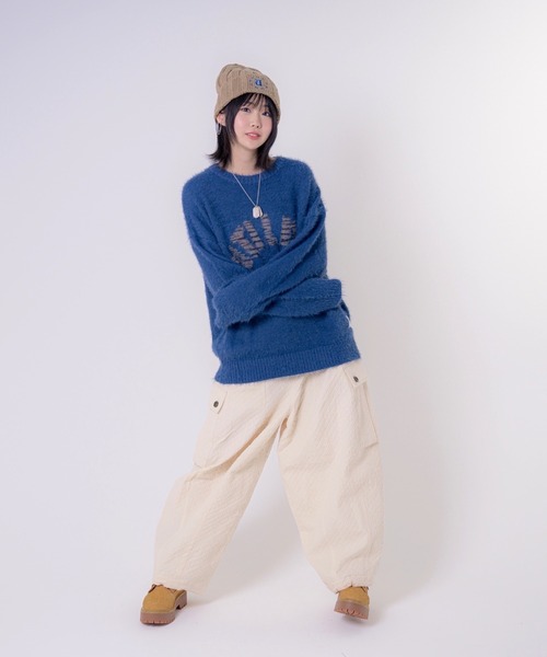 EFFECTEN(エフェクテン)の「【EFFECTEN】Arch Logo Shaggy Knit(ニット/セーター・メンズ・ネイビー/グレー・FREE)」の4枚目の写真