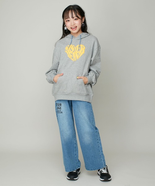 SISTER JENNI（SISTER JENNI）の「【コットン100％】ハートロゴパーカー（パーカー・キッズ・グレー/サックスブルー/ブラック・150cm/130cm/140cm/160cm）」の4枚目の写真