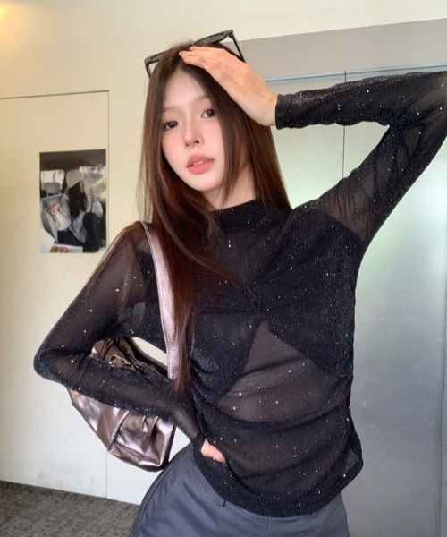AsRiRe(アスリレイ)の「リボンデザイン キラキラシアートップス(Tシャツ/カットソー・レディース・ブラック/ブラウン/レッド・M)」の12枚目の写真