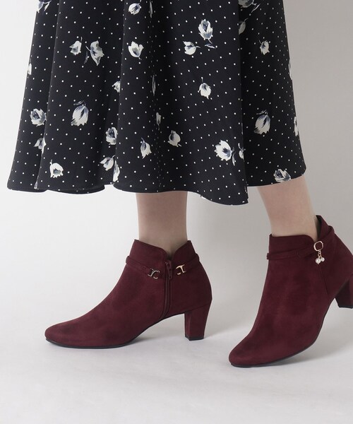 ESPERANZA(エスペランサ)の「デコレーションミドルヒールショートブーツ(ブーツ・レディース・ブラック系/ベージュ系/ワイン系・S/M/L/LL)」の12枚目の写真