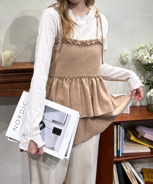 clear（クリア）の「フリルニットソービスチェ [ガーリー 着回し抜群 レイヤード]≪再入荷≫（ニット/セーター・レディース・グレー/アイボリー/ブラック/ラベンダー/ベージュ・F）」の17枚目の写真