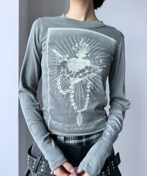 Y2K SYNAPSE FACTORY（ワイツーケー シナプスファクトリー）の「【cristiano】ハートプリントロングスリーブTシャツ（Tシャツ/カットソー・レディース・グレー/アイボリー/ブラック・FREE）」の10枚目の写真