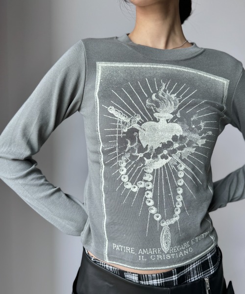 Y2K SYNAPSE FACTORY（ワイツーケー シナプスファクトリー）の「【cristiano】ハートプリントロングスリーブTシャツ（Tシャツ/カットソー・レディース・グレー/アイボリー/ブラック・FREE）」の17枚目の写真