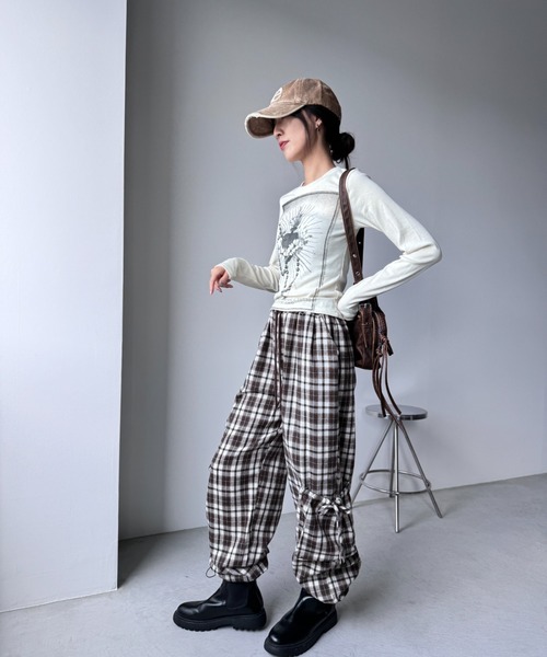 Y2K SYNAPSE FACTORY（ワイツーケー シナプスファクトリー）の「【cristiano】ハートプリントロングスリーブTシャツ（Tシャツ/カットソー・レディース・グレー/アイボリー/ブラック・FREE）」の18枚目の写真