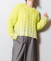 グラデーションケーブルニットプルオーバー