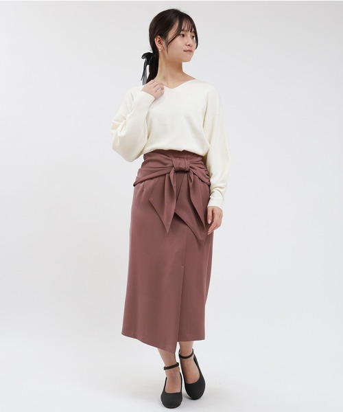 ASTORIA ODIER（アストリアオディール）の「総針Vネックニット（ニット/セーター・レディース・ホワイト/ライトグレー/ブラック/カーキ/グレイッシュブルー・MEDIUM/LARGE）」の10枚目の写真