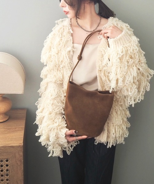 LAULEN（ローレン）の「suede like mini bucket bag /バケツミニショルダーバッグ（ショルダーバッグ・レディース・モカ/ブラウン/パープル・FREE）」の5枚目の写真