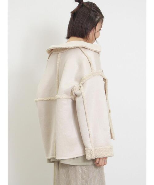 Samansa Mos2（サマンサ モスモス）の「リバーシブルボアブルゾン（ブルゾン・レディース・チャコールグレー/キナリ/モカ・F）」の17枚目の写真