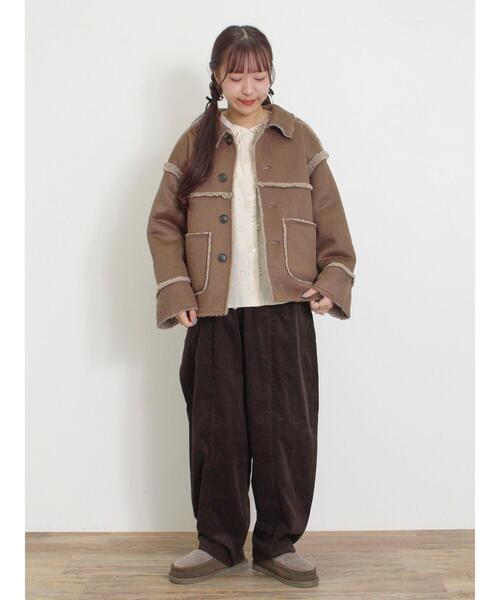 Samansa Mos2（サマンサ モスモス）の「リバーシブルボアブルゾン（ブルゾン・レディース・チャコールグレー/キナリ/モカ・F）」の7枚目の写真