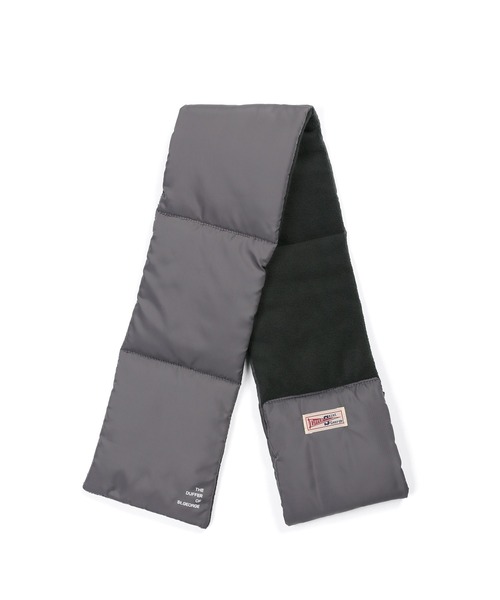 The DUFFER of ST.GEORGE(ザダファーオブセントジョージ)の「PADDING MUFF:中綿マフラー(マフラー・メンズ・ブラック/グレー・F)」の6枚目の写真