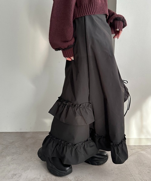 apres jour mignon（アプレジュールミニョン）の「ドロストフリルスカート【ZOZOTOWN限定アイテム】（スカート・レディース・チャコールグレー/ブラック・MEDIUM/SMALL/X-LARGE）」の4枚目の写真