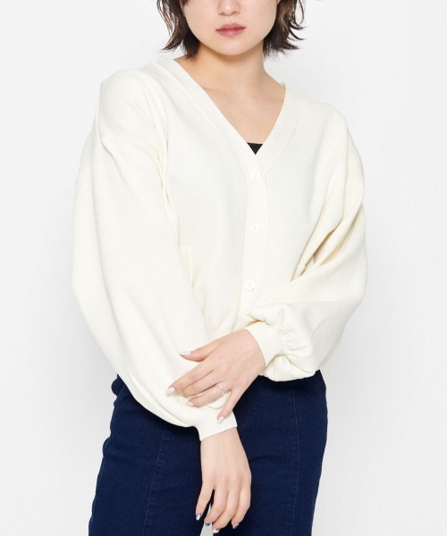 &soiree(アンドソワレ)の「【&soiree】ボリュームスリーブショートカーディガン(CP)(カーディガン/ボレロ・レディース・ベージュ/ホワイト/ブラック・FREE)」の13枚目の写真