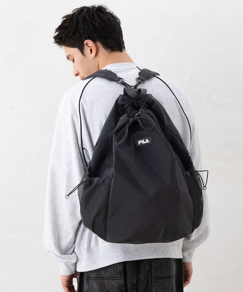 FILA（フィラ）の「FILA フィラ ブランド ロゴ 刺繍 大容量 軽量 ナイロン ドローコード 2WAY リュックサック バックパック ワンショルダー 約33L（バックパック/リュック・メンズ・ブラック/ベージュ/グレー・FREE）」の6枚目の写真