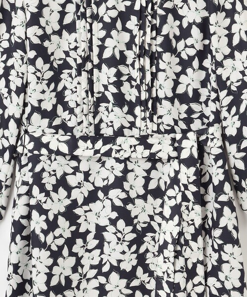 J.PRESS(ジェイプレス)の「【洗える】スパンフラワープリント ワンピース(ワンピース・レディース・ネイビー系5/ホワイト系5・T15/T13)」の17枚目の写真