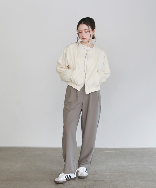 shetila(シェティラ)の「ゆったりなのに着痩せが叶う、Vネックベスト・テーパードパンツ2点セット(セットアップ・レディース・ブラック/グレー/チャコール/ベージュ・M)」の9枚目の写真
