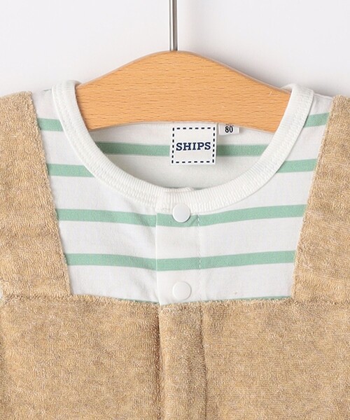 SHIPS(シップス)の「SHIPS KIDS:70~80cm / フェイク オーバーオール ボーダー ロンパース(ロンパース・キッズ・ベージュ/ネイビー・80/70)」の4枚目の写真