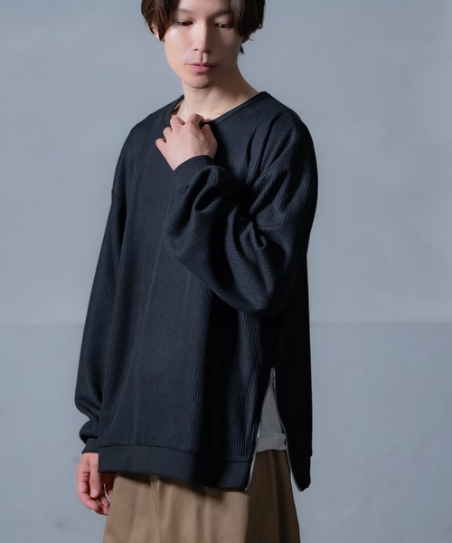 Crownor（クラウノアー）の「サイドジップ トレーナー（スウェット・メンズ・ブラック/ブルー/ライトグレー/ネイビー・SMALL/MEDIUM/LARGE）」の2枚目の写真