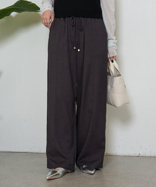 Jena espace merveilleux（ジェナ　エスパスメルヴェイユ）の「【サイズ展開あり】リネンイージーパンツ（その他パンツ・レディース・グレー/チャコールグレー/ベージュ・2/1）」の4枚目の写真