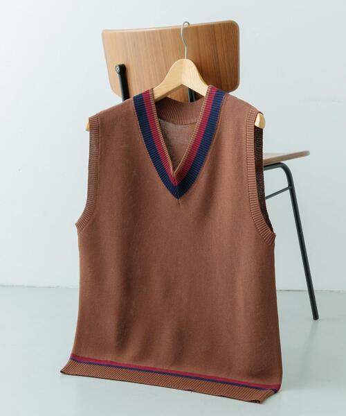 ITEMS URBANRESEARCH（アイテムズ アーバンリサーチ）の「ガーター編みチルデンニットベスト（ベスト・メンズ・ナチュラル/ブラウン・MEDIUM/LARGE）」の2枚目の写真