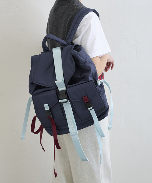 ganni ガニー リュック 美品 GANNI ガニー バックパック/リュックサック/RECYCLED TECH