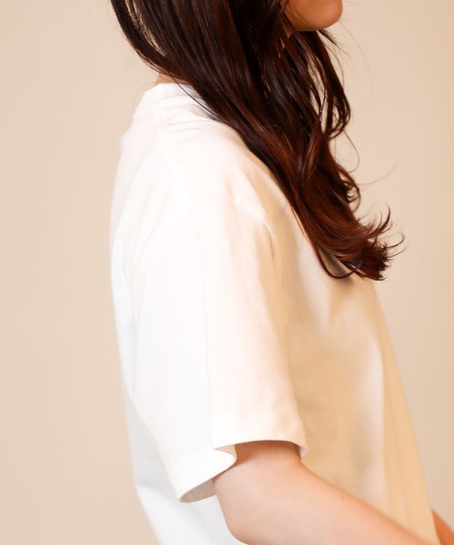 aimoha（アイモハ）の「ベーシッククルーネックTシャツ (SS)（Tシャツ/カットソー・レディース・ホワイト・SMALL/MEDIUM/LARGE）」の10枚目の写真