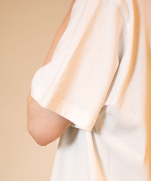aimoha（アイモハ）の「ベーシッククルーネックTシャツ (SS)（Tシャツ/カットソー・レディース・ホワイト・SMALL/MEDIUM/LARGE）」の11枚目の写真