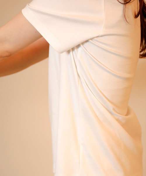 aimoha（アイモハ）の「ベーシッククルーネックTシャツ (SS)（Tシャツ/カットソー・レディース・ホワイト・SMALL/MEDIUM/LARGE）」の12枚目の写真