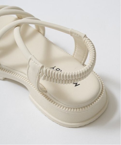 Lycee mine(リセマイン)の「クロスストラップサンダル(サンダル・キッズ・ブラック/アイボリー/ピンク・L/LL/S/M/SS)」の12枚目の写真