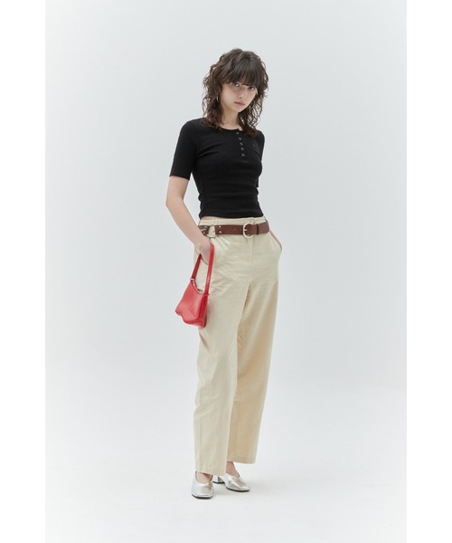KIRSH（キルシー）の「KIRSH PLAIN SLIM FIT HENLEY NECK T-SHIRT キルシー プレーン スリムフィット ヘンリーネック Tシャツ（Tシャツ/カットソー・レディース・グレー/ブラック・ONE SIZE）」の6枚目の写真