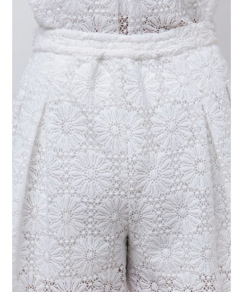 CALNAMUR（カルナムール）の「FLOWER LACE CULOTTES/フラワーレースキュロット（スカート・レディース・ホワイト/レッド/ブラック・FREE）」の22枚目の写真