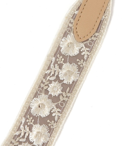 GLOBAL WORK(グローバルワーク)の「刺繍テープスマホストラップ/327811(スマホグッズ・レディース・ベージュ/ブラック/グレー/グレイッシュベージュ・ONE SIZE)」の9枚目の写真