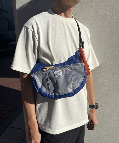 BAYFLOW（ベイフロー）の「【COBMASTER（コブマスター）×BAYFLOW】パッカブル2WAYバナナショルダー（ショルダーバッグ・レディース・ホワイト/ブルー/ブラック・0）」の8枚目の写真