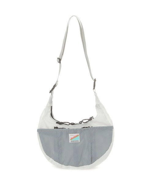 BAYFLOW（ベイフロー）の「【COBMASTER（コブマスター）×BAYFLOW】パッカブル2WAYバナナショルダー（ショルダーバッグ・レディース・ホワイト/ブルー/ブラック・0）」の9枚目の写真