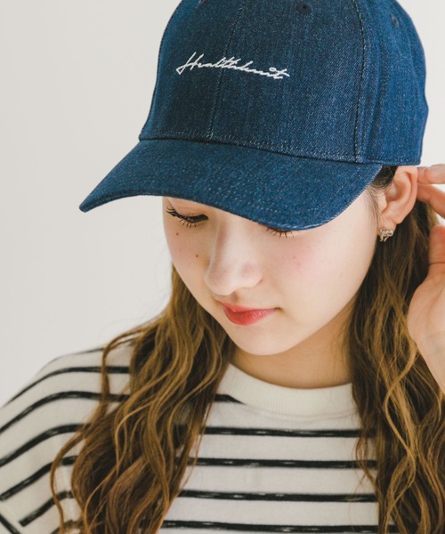 ITEMS URBANRESEARCH(アイテムズ アーバンリサーチ)の「Healthknit ロゴ刺繍CAP(キャップ・メンズ・ベージュ/ブルー系その他/ブラック・-)」の5枚目の写真
