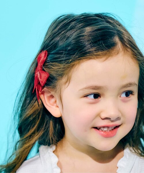 apres les cours(アプレレクール)の「リボンヘアクリップ2個セット(バレッタ/ヘアクリップ・キッズ・レッド・FREE)」の1枚目の写真