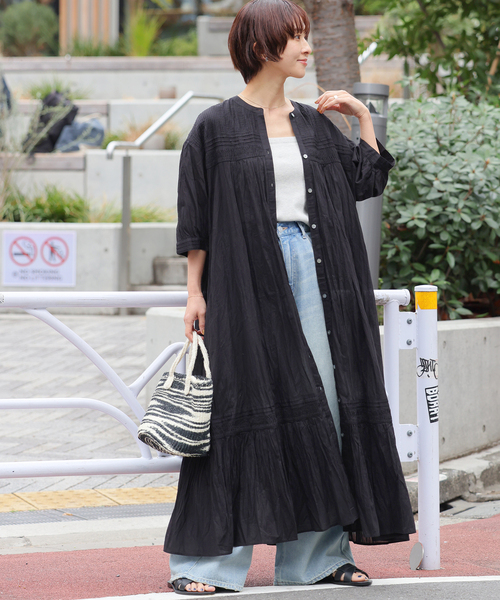 JOURNAL STANDARD relume(ジャーナルスタンダード レリューム)の「コットンボイルクリンクルピンタックワンピース(ワンピース・レディース・ブラウン/ブラック・FREE)」の2枚目の写真
