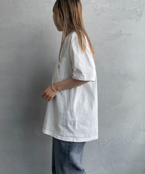Gramicci（グラミチ）の「[GRAMICCI/グラミチ] ワンポイント刺繍ロゴ ショートスリーブポケットTシャツ（Tシャツ/カットソー・レディース・ホワイト/ブラック・M/L/XL）」の12枚目の写真