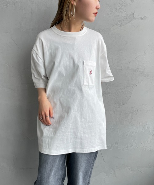 tシャツ 「GRAMICCI/グラミチ」 ワンポイント刺繍ロゴ ショートスリーブポケットTシャツ レディース メンズ Gramicci（グラミチ）の「[GRAMICCI/グラミチ] ワンポイント刺繍