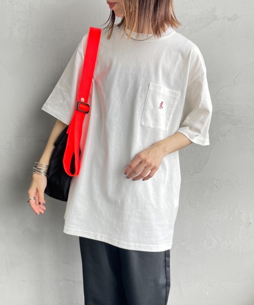 tシャツ 「GRAMICCI/グラミチ」 ワンポイント刺繍ロゴ ショートスリーブポケットTシャツ レディース メンズ Gramicci（グラミチ）の「[GRAMICCI/グラミチ] ワンポイント刺繍