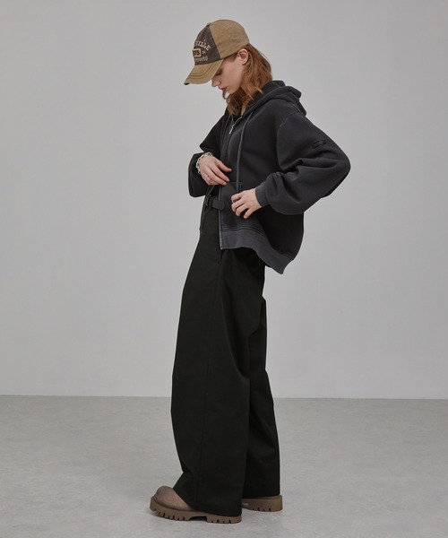 EMMA CLOTHES（エマクローズ）の「TCディープタックストレートワイドパンツ（チノパンツ・メンズ・カーキ/ブラック/ベージュ・S/L/M）」の10枚目の写真