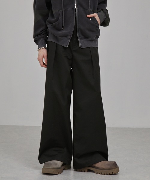 EMMA CLOTHES（エマクローズ）の「TCディープタックストレートワイドパンツ（チノパンツ・メンズ・カーキ/ブラック/ベージュ・S/L/M）」の14枚目の写真