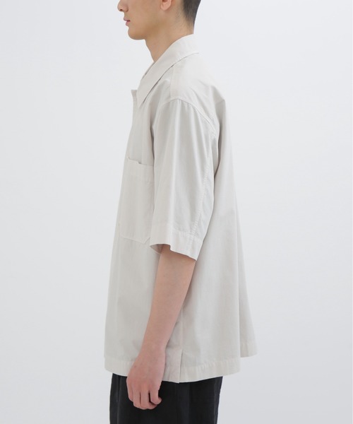 MHL.（エムエイチエル）の「ORGANIC COTTON SHIRTING（シャツ/ブラウス・メンズ・オフホワイト/ネイビー・LARGE/MEDIUM/SMALL）」の4枚目の写真