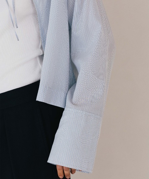 CREDONA（クレドナ）の「SHEER STAND SHIRTS/シアースタンドシャツ（シャツ/ブラウス・レディース・ホワイト/ブルー・FREE）」の13枚目の写真