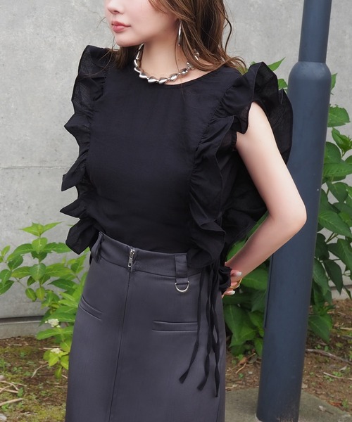 LAULEN(ローレン)の「frill ribbon blouse /花柄 フリル リボン ノースリーブ ブラウス(シャツ/ブラウス・レディース・ホワイト/チャコールグレー/ブラック・FREE)」の2枚目の写真