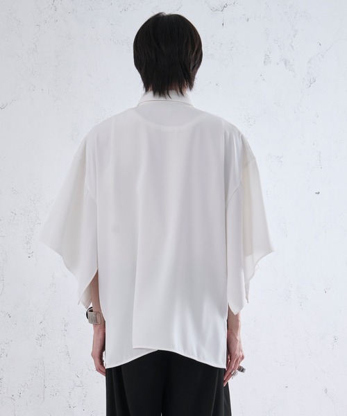 Ellno Loset(エルノロゼット)の「ラッフルヨークベルトツキシャツ(シャツ/ブラウス・メンズ・オフホワイト/ブラック・LARGE/MEDIUM/SMALL)」の18枚目の写真