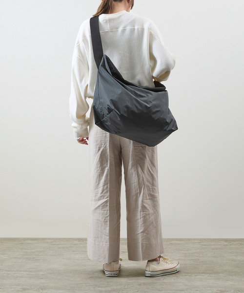 20/80（テゥエンティーエイティー）の「20/80 トゥエンティーエイティー / RIP STOP NYLON MESSENGER BAG リップストップナイロンメッセンジャーバッグ / S022（メッセンジャーバッグ・メンズ・ブラック/ダークグレー・FREE）」の5枚目の写真